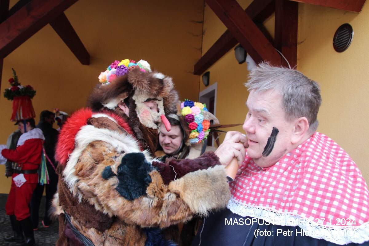Petr Hloužek - AMG