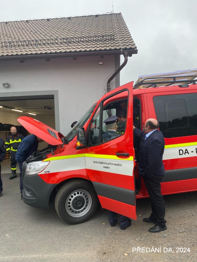 Předání dopravního automobilu